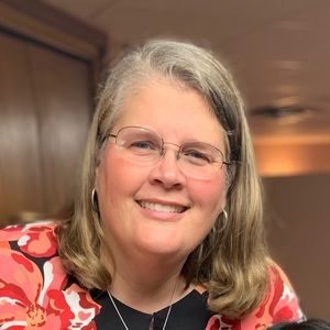 Meet your Posher, Angela